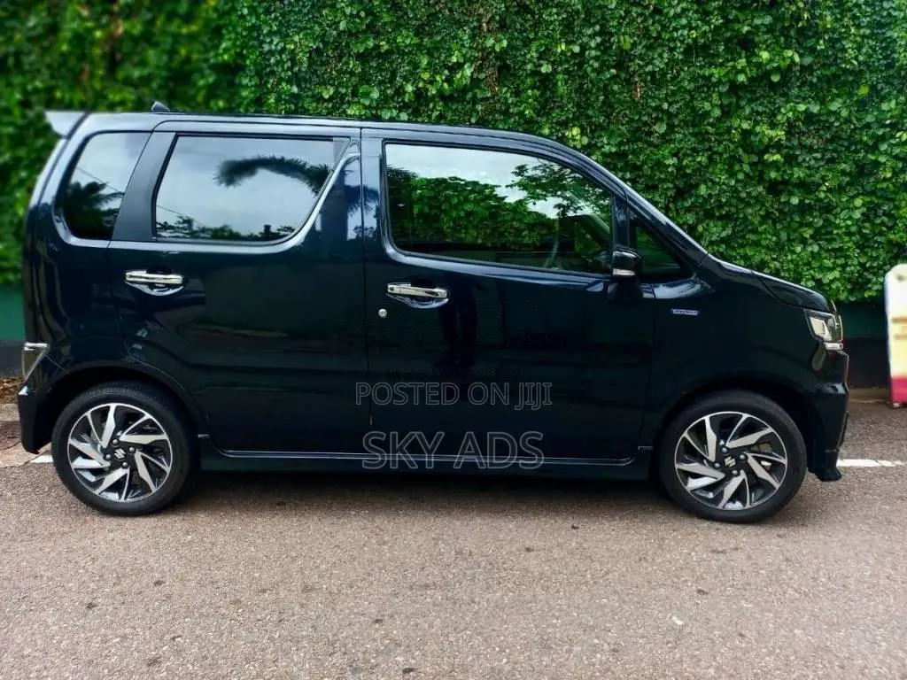 Suzuki Wagon R Custom ZX 2024 Car (Used)