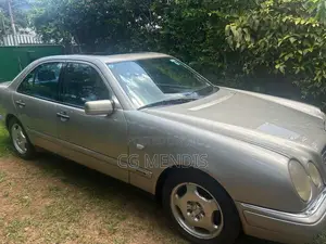 Mercedes-Benz W210 1998 Car (Used)
