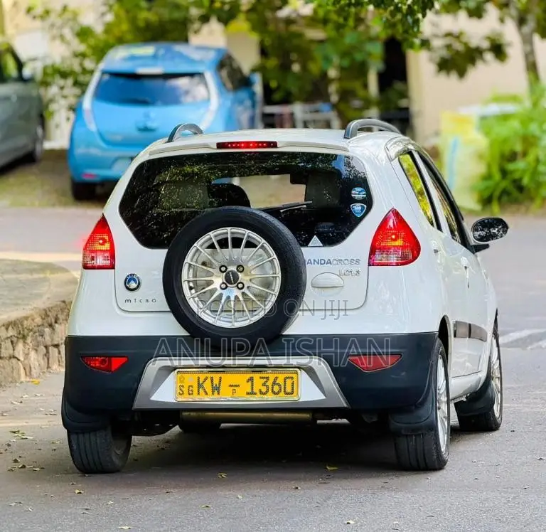 Micro Panda Cross 2013 Car (Used)