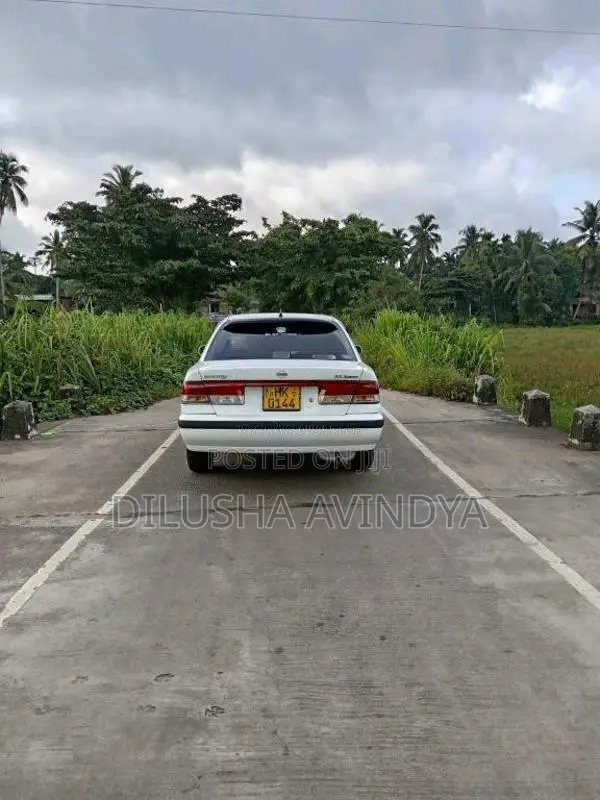 Nissan FB15 2000 Car (Used)