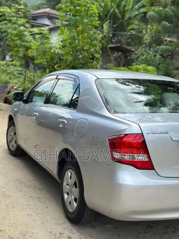 Toyota Axio 2010 Car (Used)