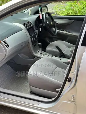 Toyota Axio 2010 Car (Used)