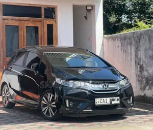 Honda Fit Gp5 S Grade 2015 Car (Used)