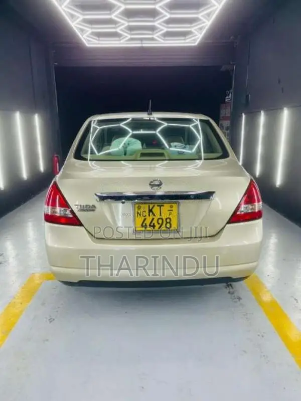 Nissan Tiida CVT 2010 Car (Used)