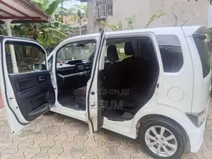 Suzuki Wagon R Stingray 2018 Car (Used)
