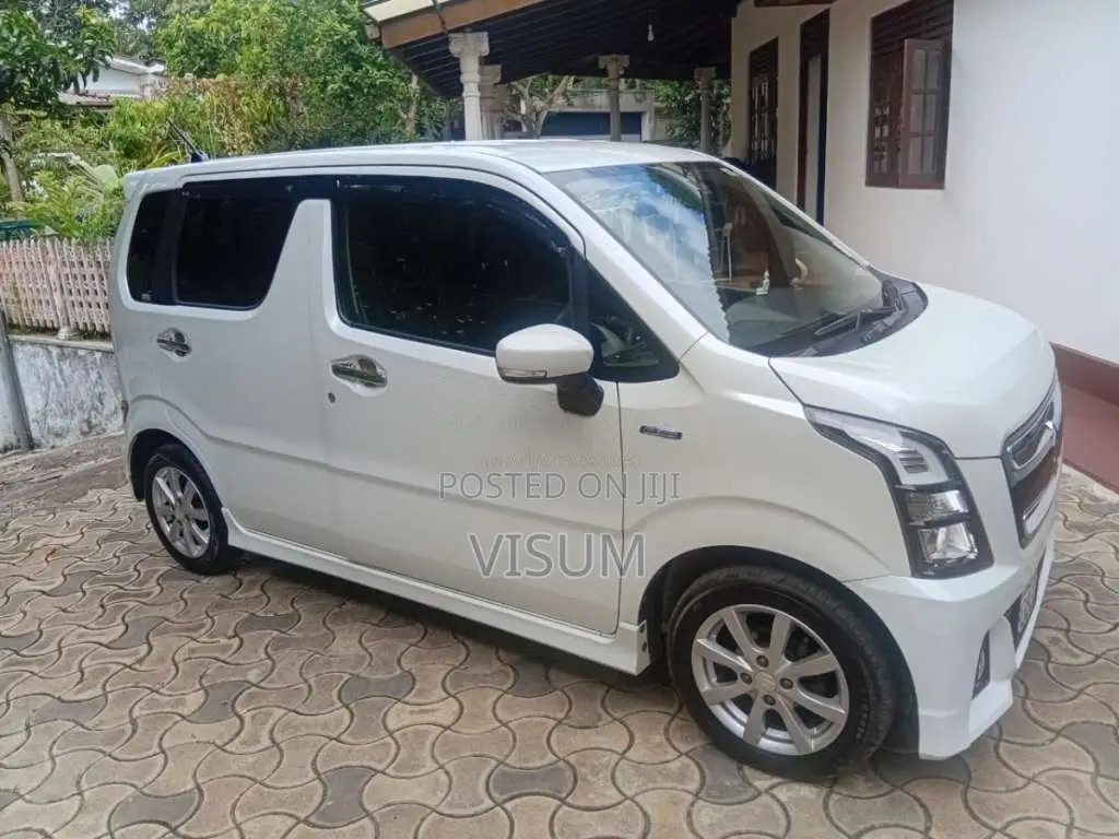 Suzuki Wagon R Stingray 2018 Car (Used)