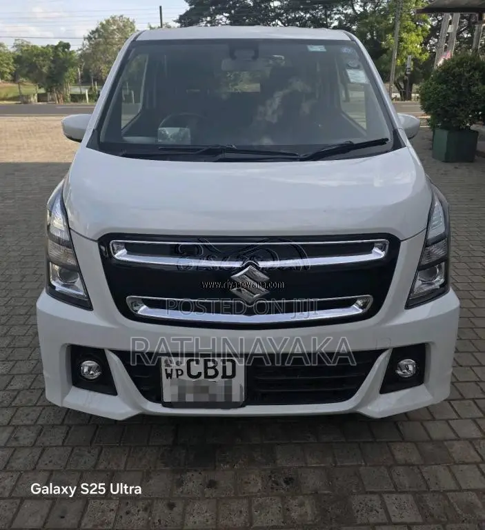 Suzuki Wagon R Stingray 2018 Car (Used)