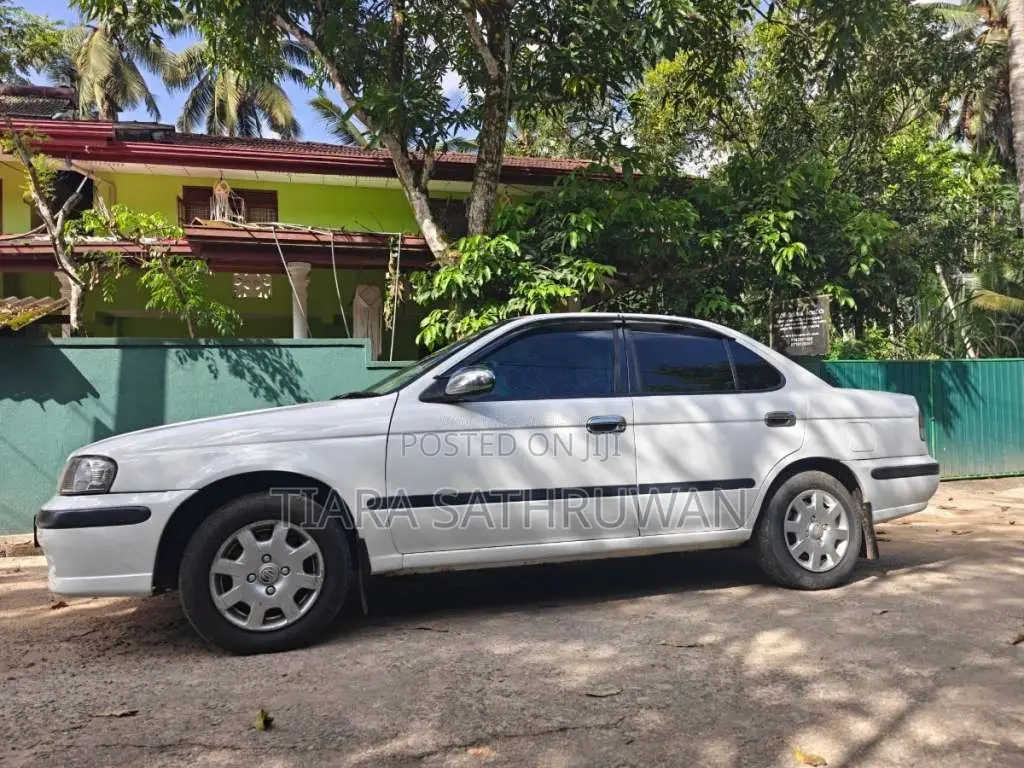Nissan FB15 1999 Car (Used)