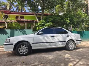 Nissan FB15 1999 Car (Used)