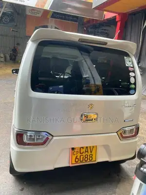 Suzuki Wagon R FZ 2017 Car (Used)
