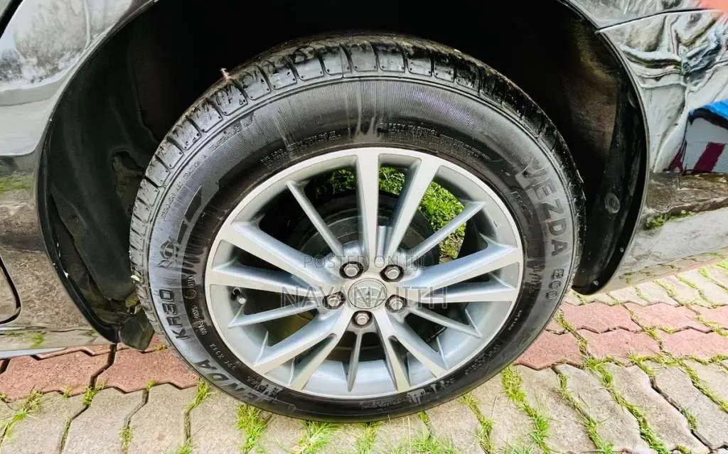 Toyota Allion 2009 Car (Used)