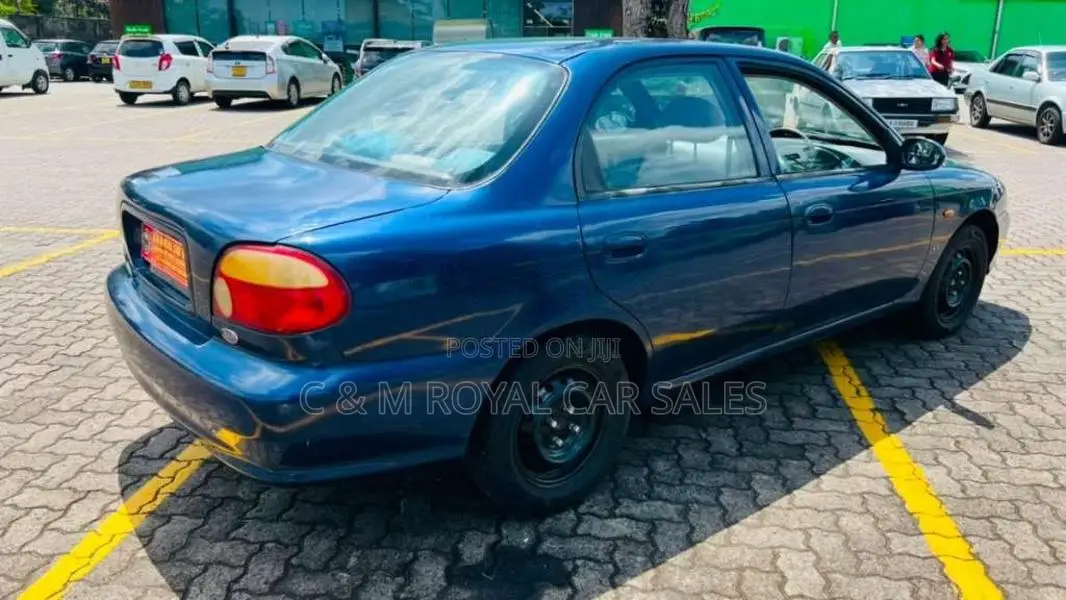 Kia Sephia 2004 Car (Used)