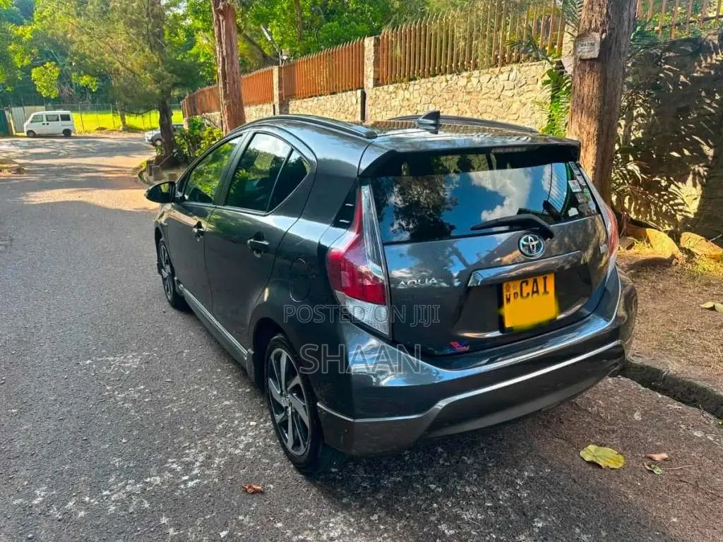 Toyota Aqua X Urban 2015 Car (Used)