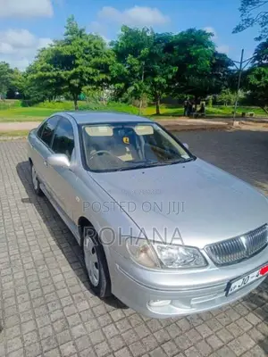 Nissan N16 2004 Car (Used)