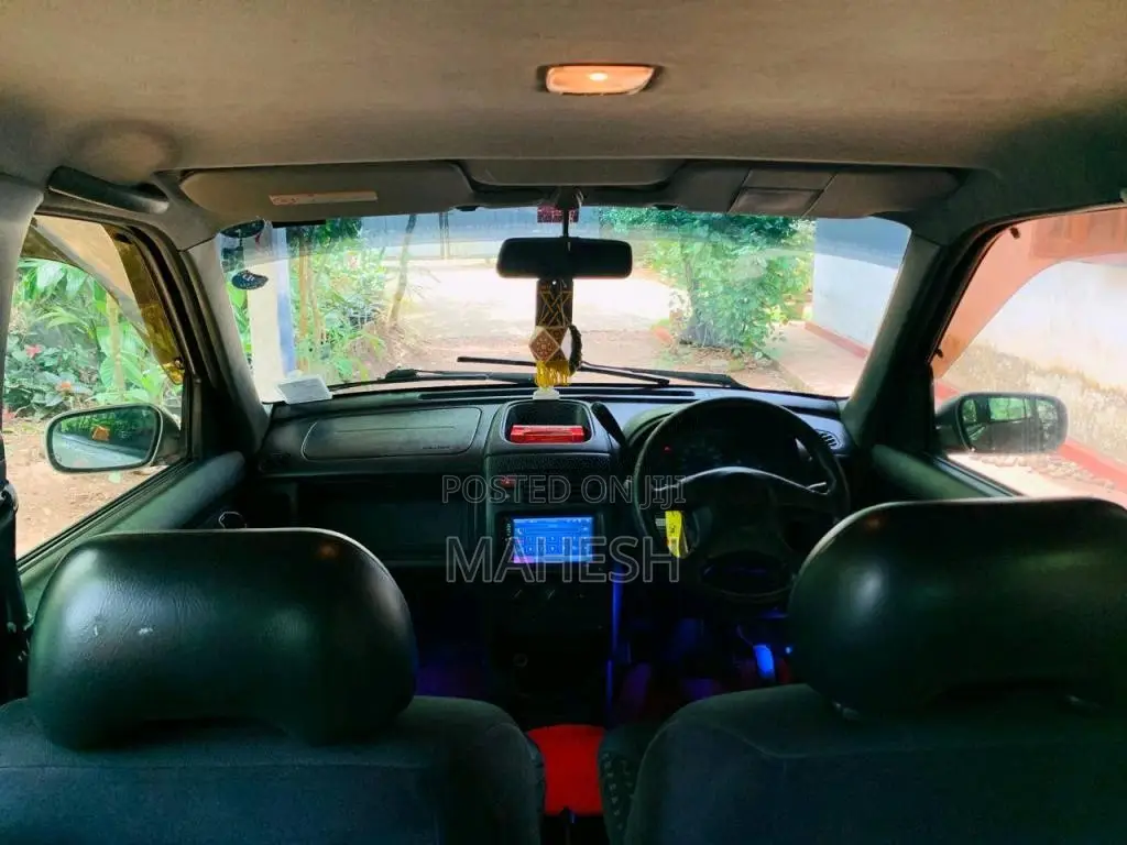 Nissan Cube 2004 Car (Used)