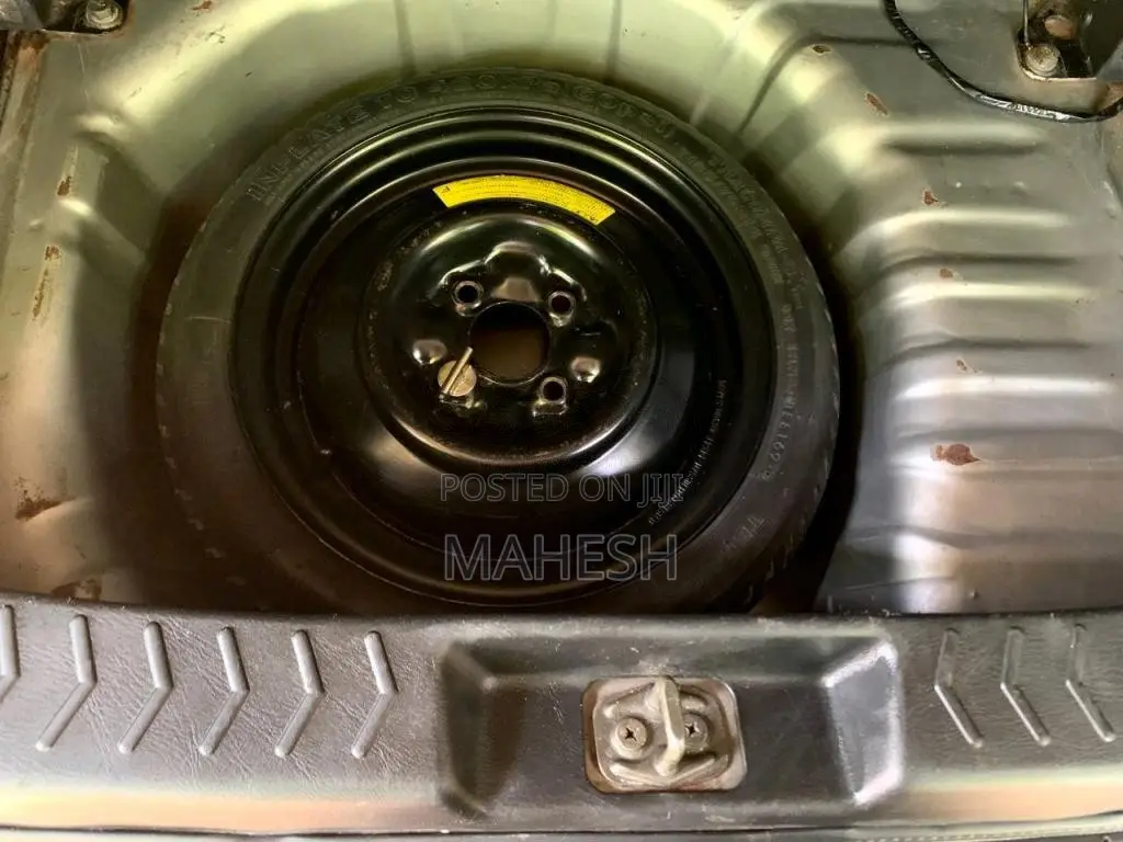 Nissan Cube 2004 Car (Used)