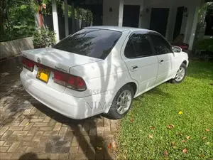 Nissan FB15 2003 Car (Used)