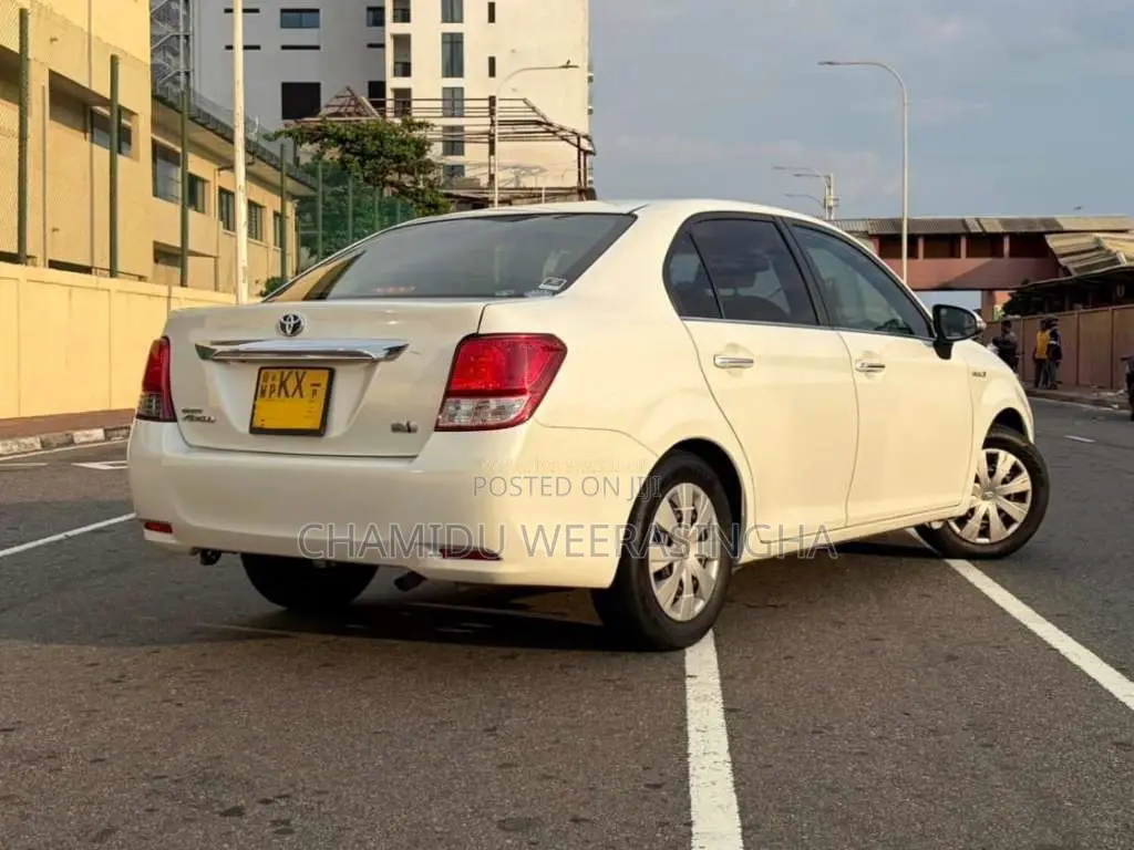 Toyota COROLLA AXIO 2013 Car (Used)