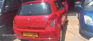 Suzuki Swift 2010 Car (Used)