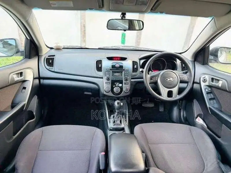 Kia Cerato 2012 Car (Used)