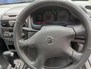 Nissan FB15 2004 Car (Used)