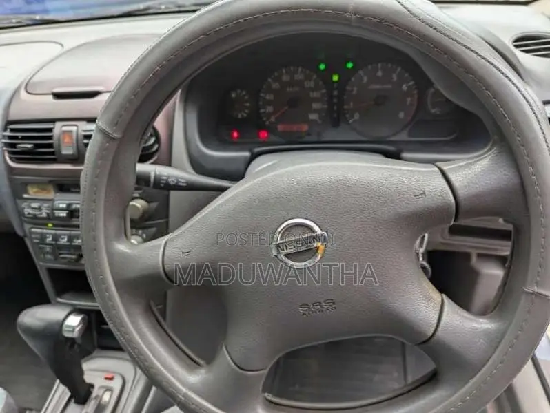 Nissan FB15 2004 Car (Used)