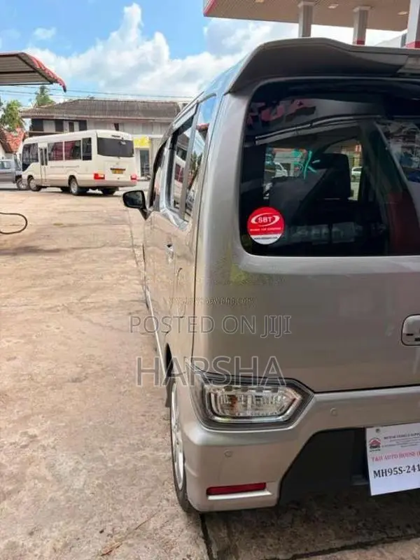 Suzuki Wagon R Custom 2023 Car Unregistered (Recondition)