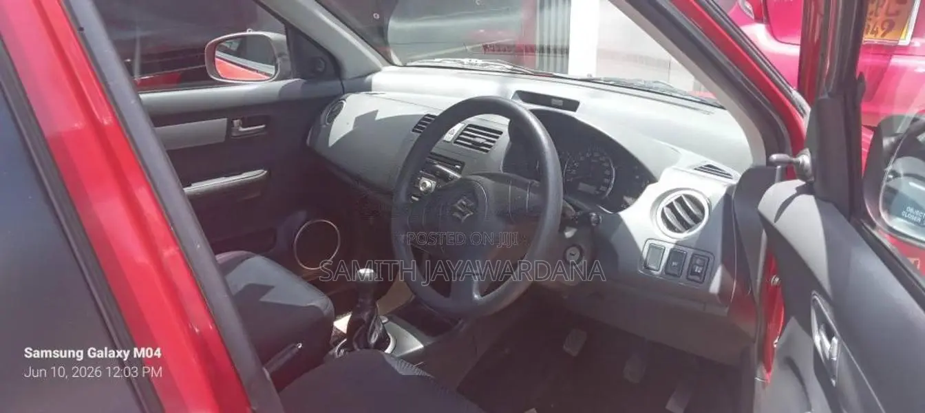 Suzuki Swift 2010 Car (Used)