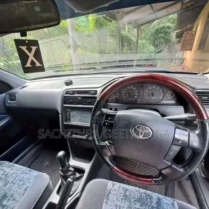 Toyota Corona 1996 Car (Used)