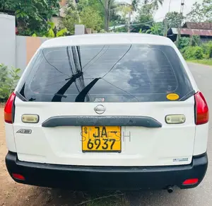 Nissan Y11 2000 Car (Used)