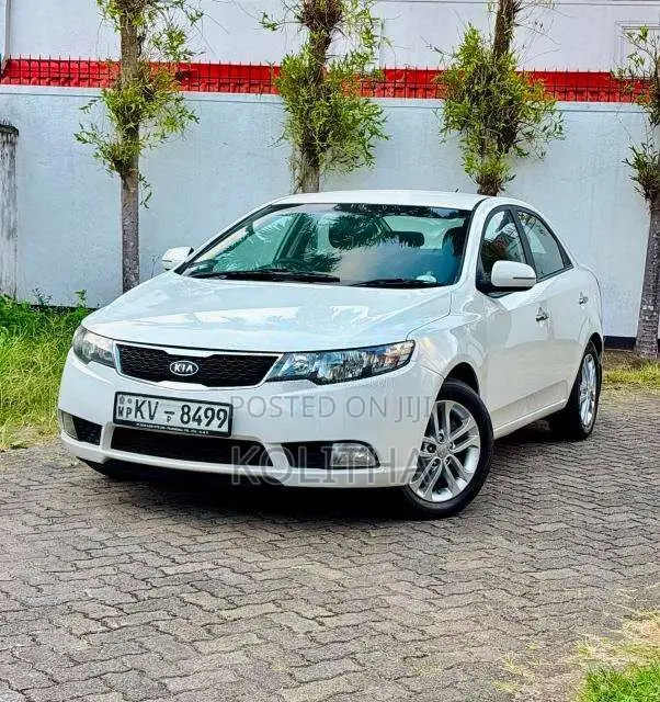 Kia Cerato 2012 Car (Used)