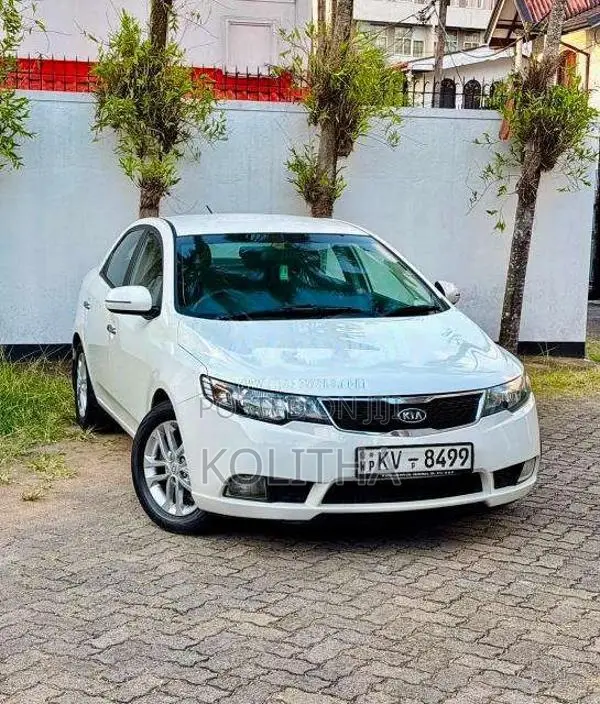 Kia Cerato 2012 Car (Used)