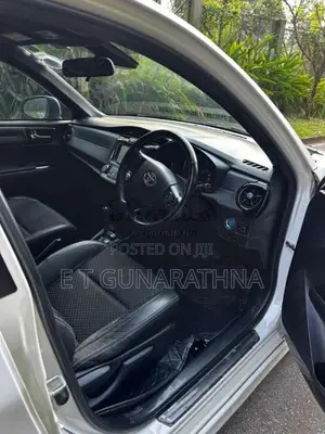 Toyota Axio WXB 2016 Car (Used)