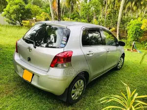 Toyota Vitz 2008 Car (Used)