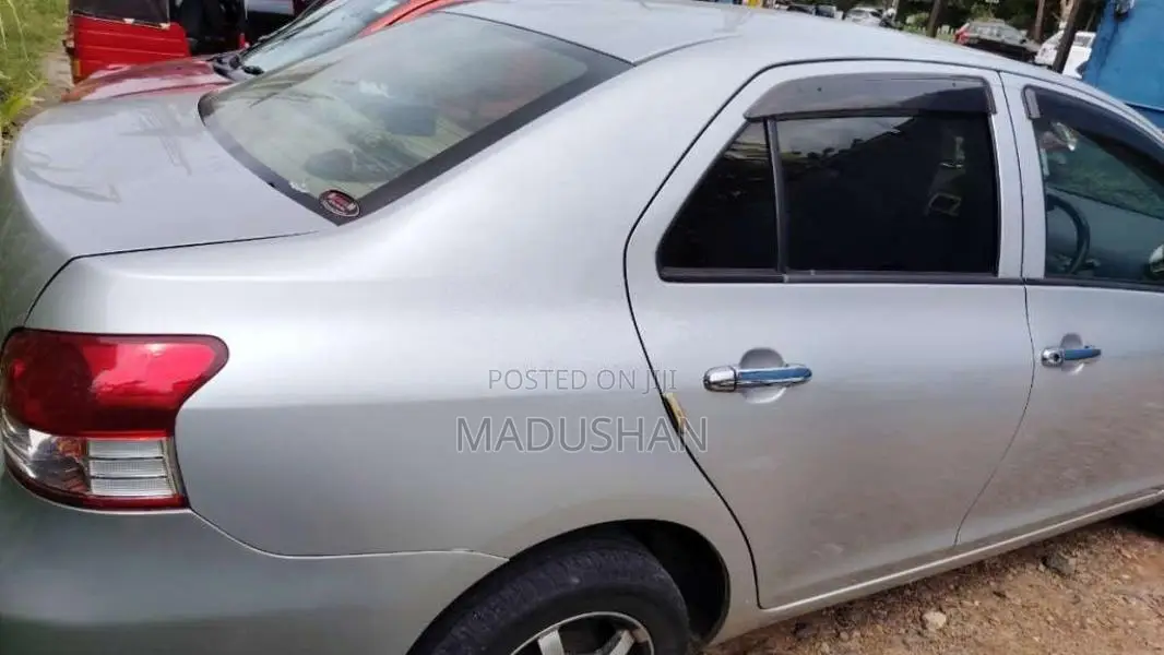 Toyota Belta 2007 Car (Used)