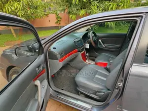 Toyota Premio 240 2002 Car (Used)