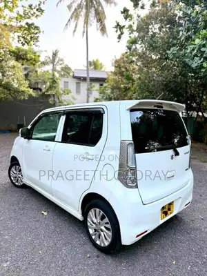 Suzuki Wagon R FZ 2014 Car (Used)