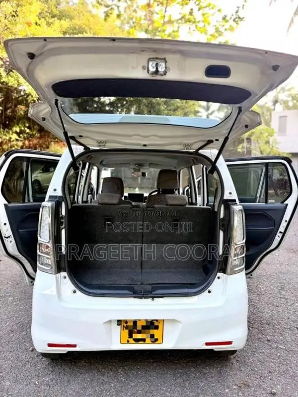 Suzuki Wagon R FZ 2014 Car (Used)