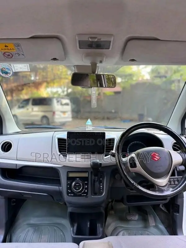 Suzuki Wagon R FZ 2014 Car (Used)