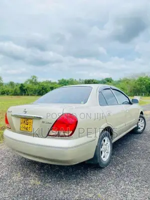 Nissan N17 2008 Car (Used)