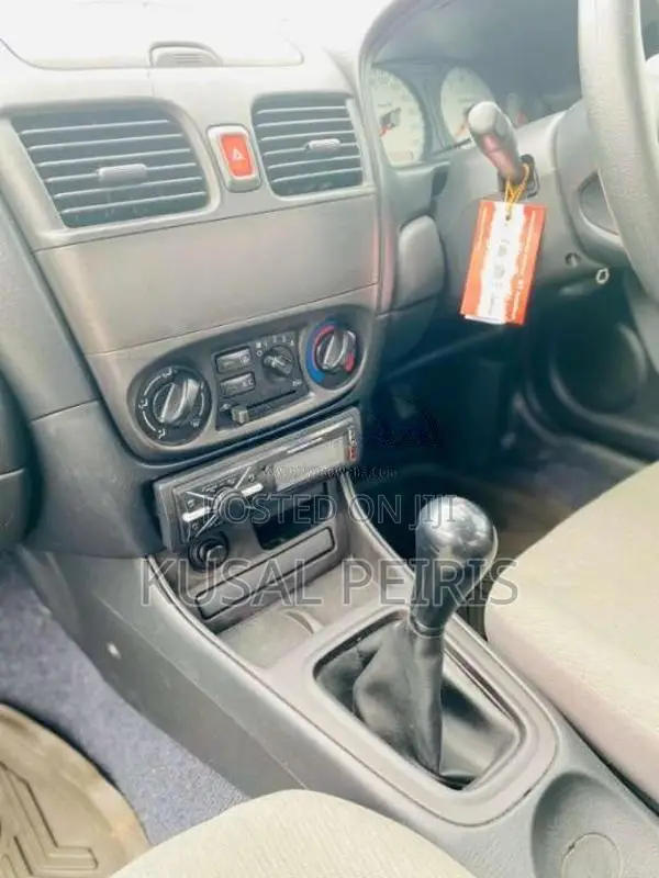 Nissan N17 2008 Car (Used)