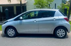 Toyota Vitz 2016 Car (Used)