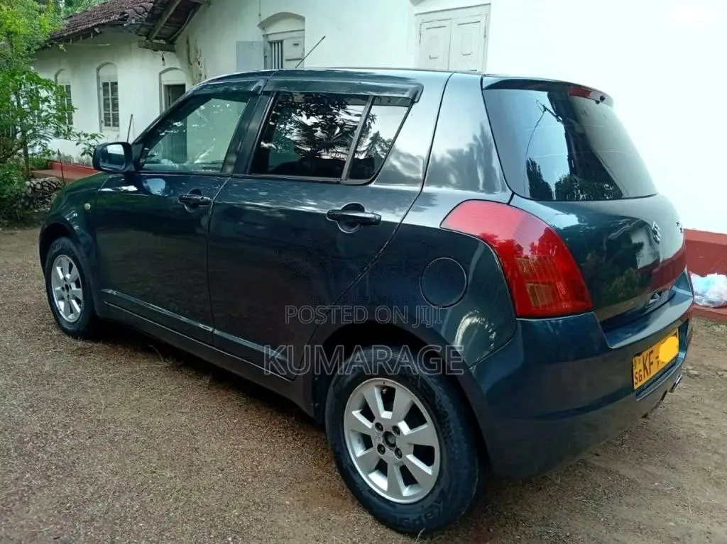 Suzuki Swift ZXI 2007 Car (Used)