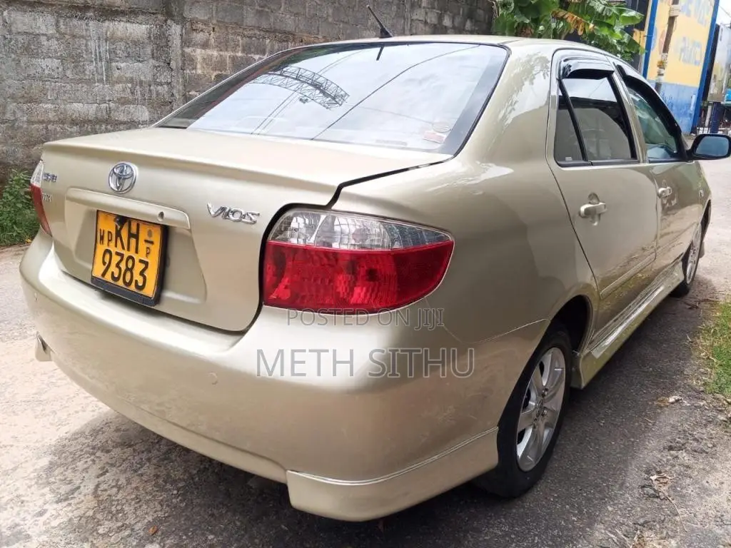 Toyota Vios 2004 Car (Used)