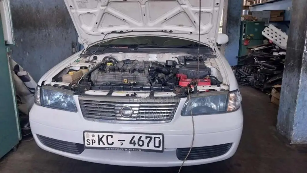 Nissan FB15 2003 Car (Used)