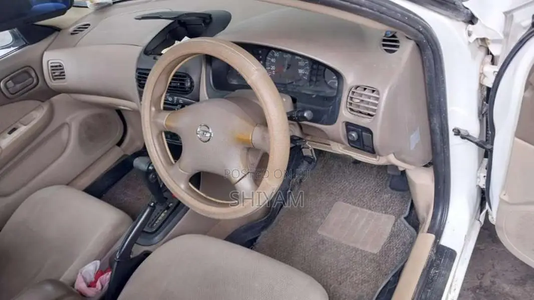 Nissan FB15 2003 Car (Used)