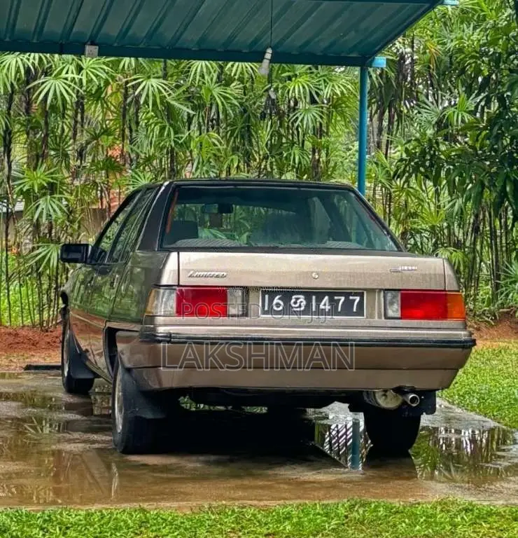 Proton Saga 1988 Car (Used)