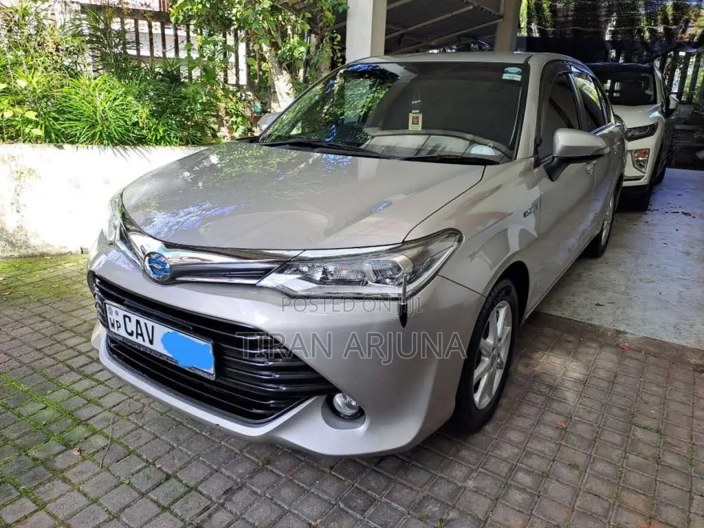 Toyota Axio G Grade 2017 Car (Used)