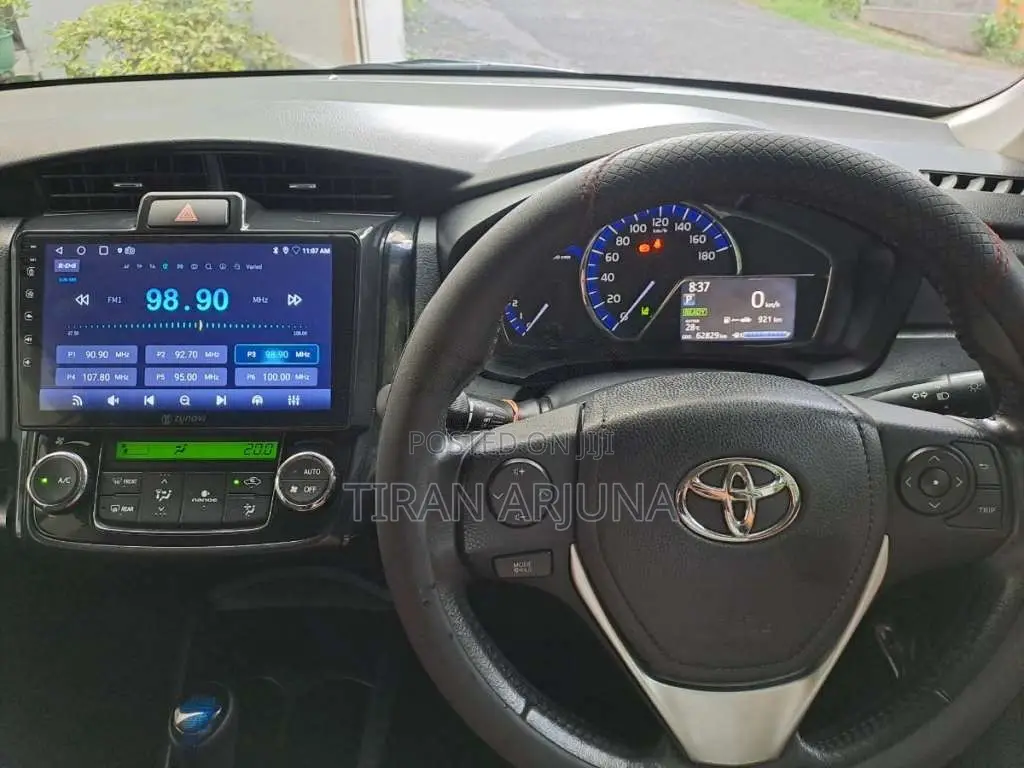 Toyota Axio G Grade 2017 Car (Used)