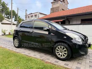 Toyota Vitz 2008 Car (Used)